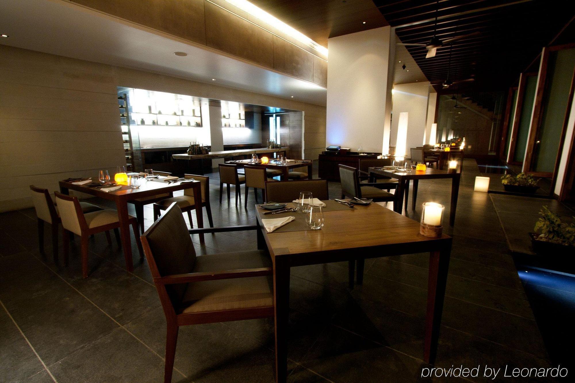 Holiday Inn & Suites Bengaluru Whitefield Bangalore Restaurante foto