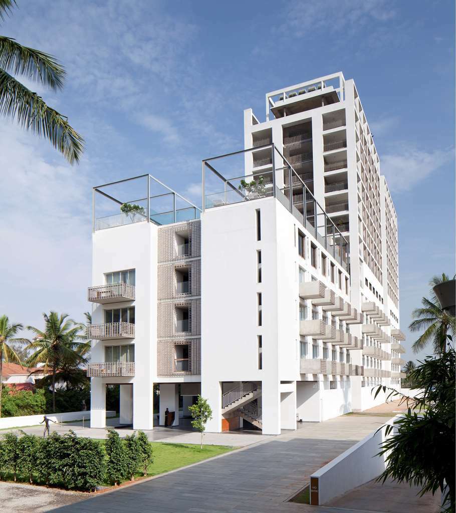 Holiday Inn & Suites Bengaluru Whitefield Bangalore Exterior foto